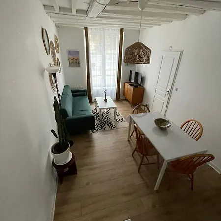 Le Refuge Bellifontain Feriehus *